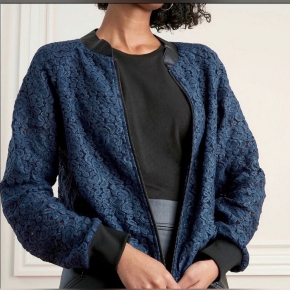 NWT Leather & Lace, Navy & Black bomber jacket by Stella & Dot-Size Large